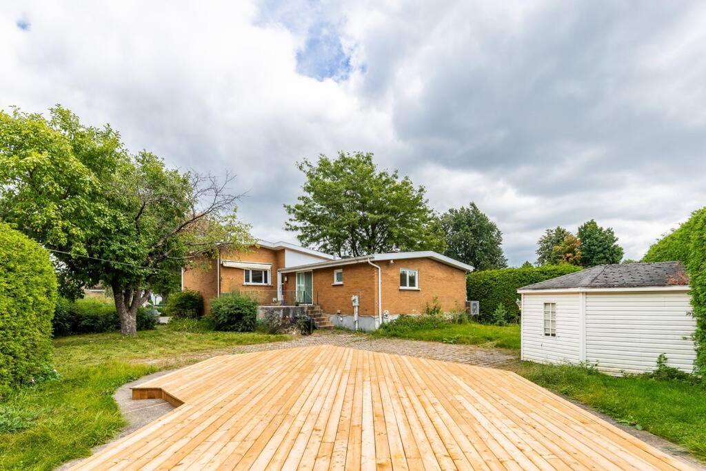 Spacious 4Br House Close To Dt Daire Brossard Dış mekan fotoğraf